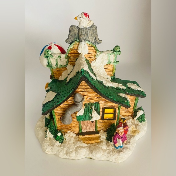 Santa's Town at the North Pole Christmas Village Post Office Air Mail 1995 EUC - Picture 5 of 16